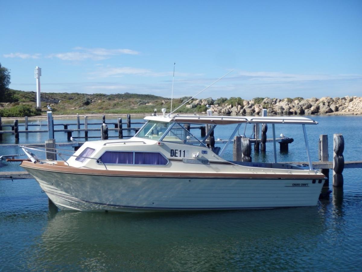 Mercruiser Fuel injected V6 Engine fitted into a Cruise Craft with an Alpha drive