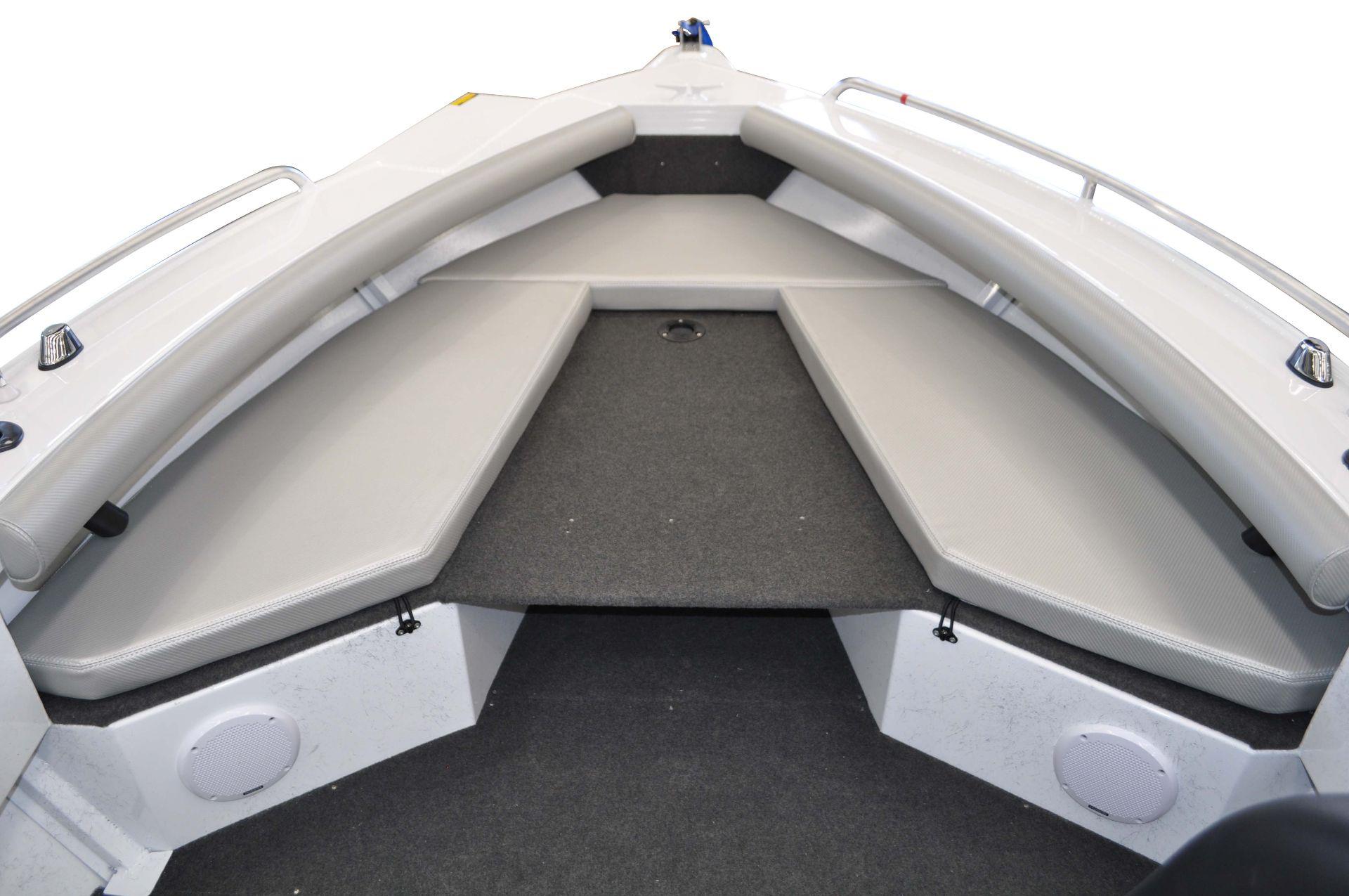 Stacer 499 Crossfire Side Console (SC) Convertible Bowrider / Fishing Boat Sales Perth WA Hitech Mar