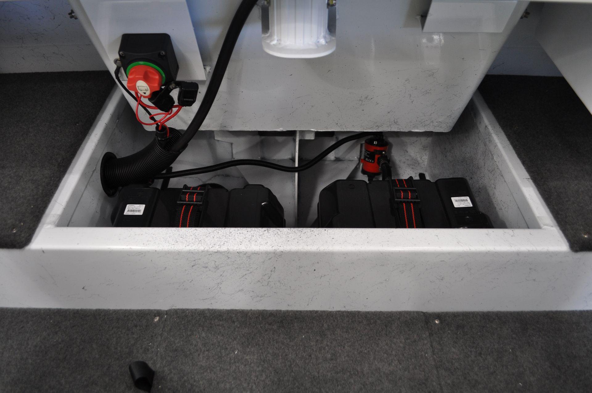 Stacer 499 Crossfire Side Console (SC) Convertible Bowrider / Fishing Boat Sales Perth WA Hitech Mar