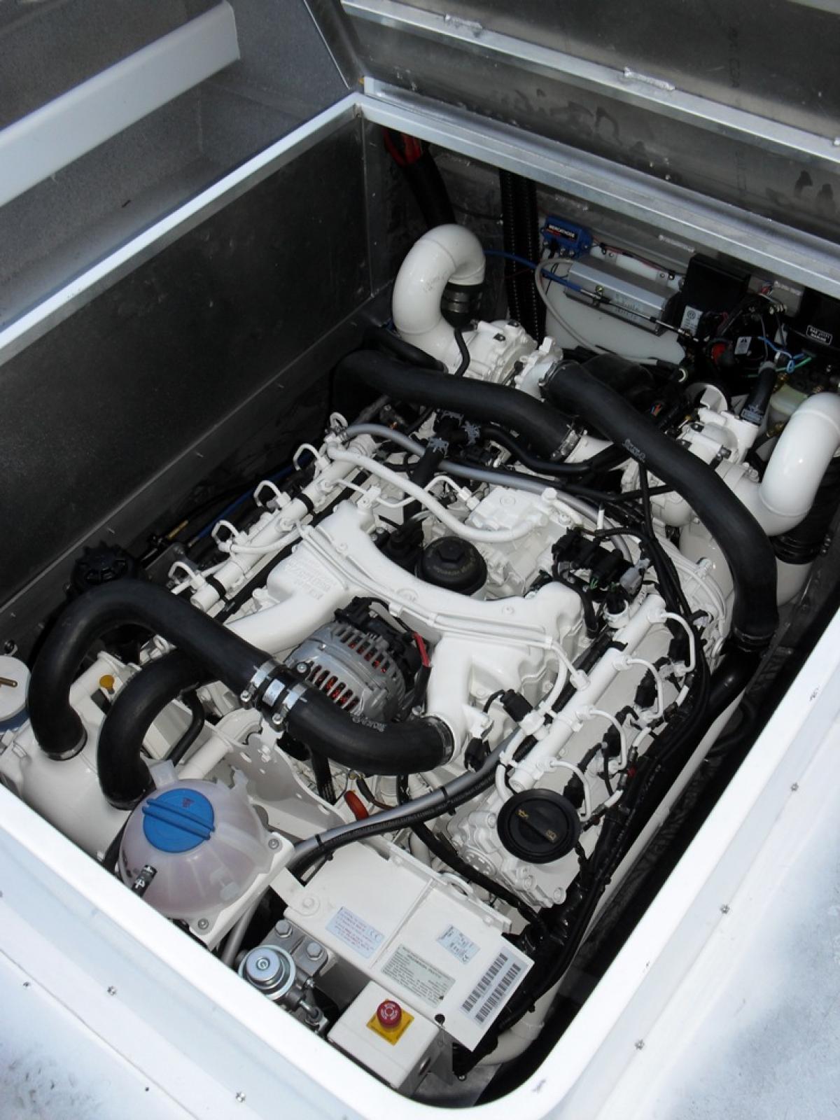 Mercrusier Diesel V8 Twin Turbo by Hitech Marine