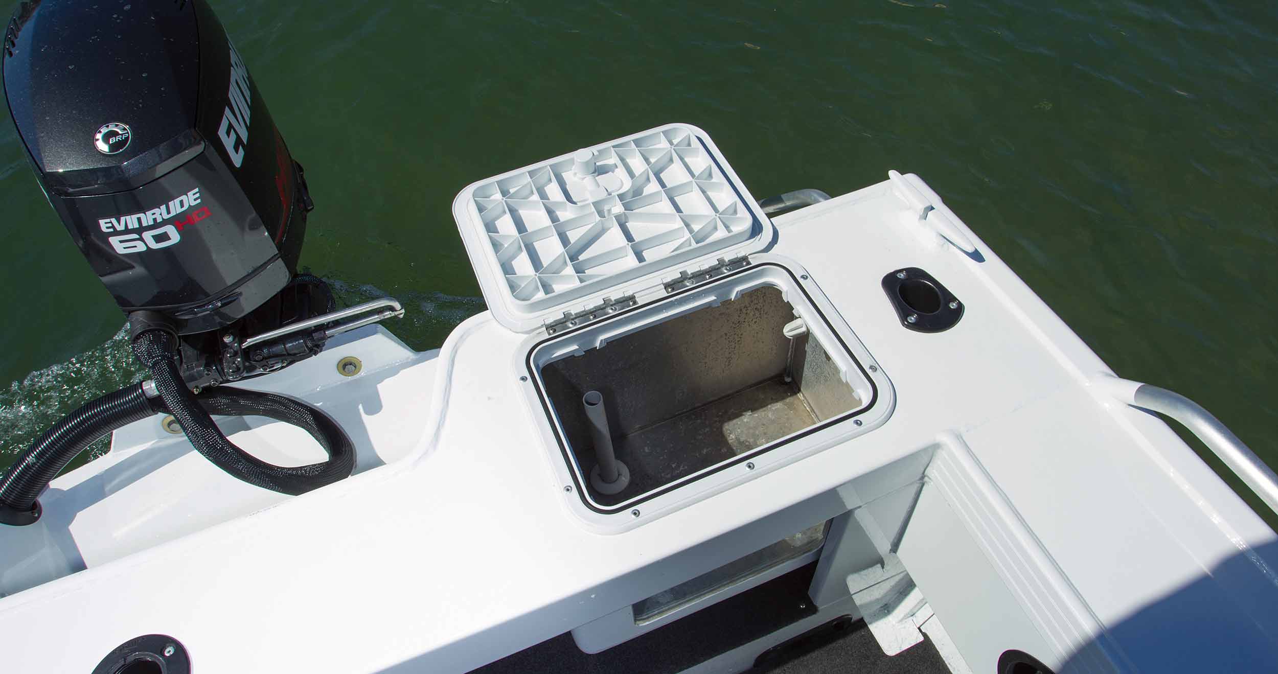 Stacer 499 Crossfire Side Console (SC) Convertible Bowrider / Fishing Boat Sales Perth WA Hitech Mar