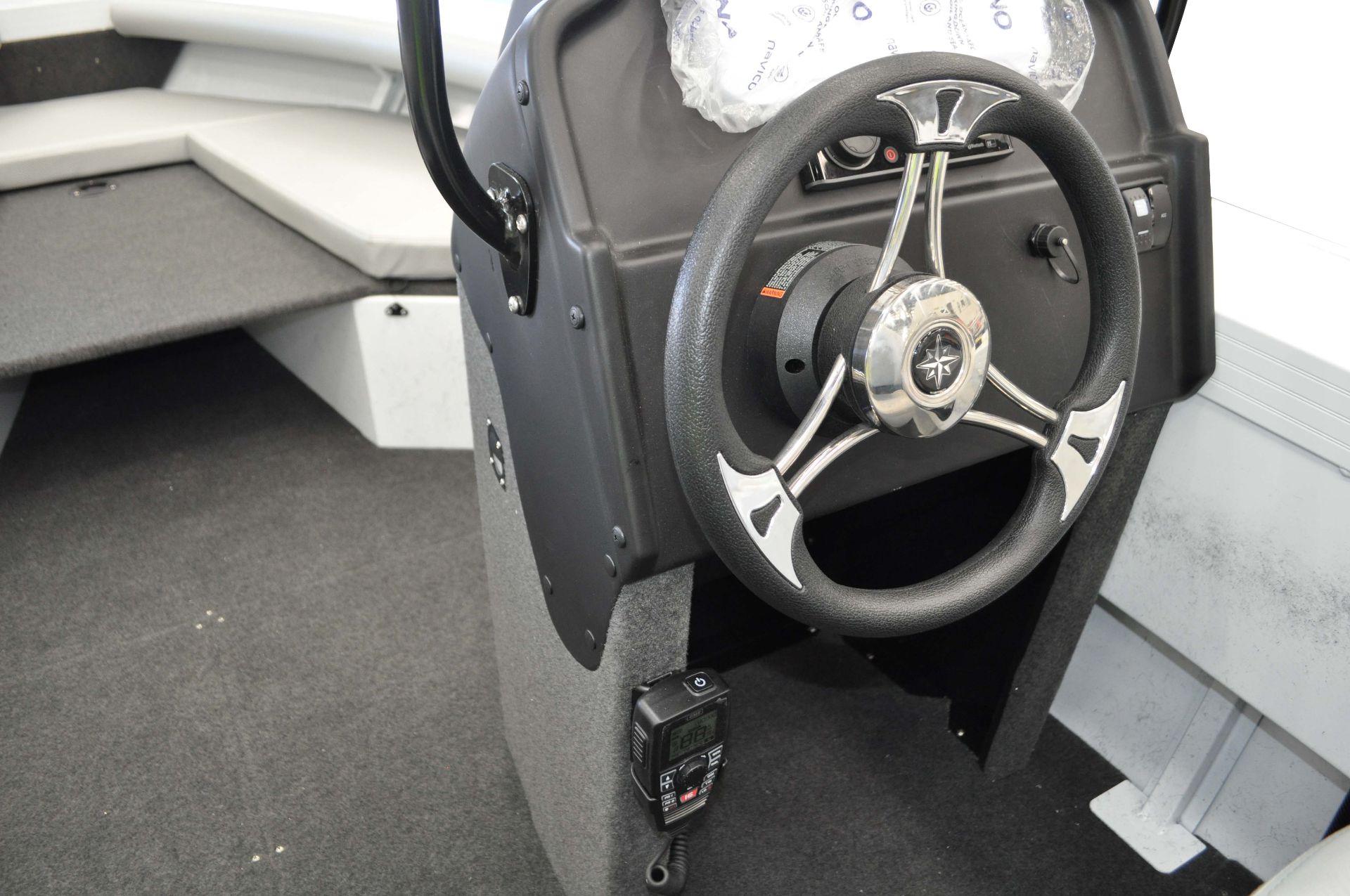 Stacer 499 Crossfire Side Console (SC) Convertible Bowrider / Fishing Boat Sales Perth WA Hitech Mar