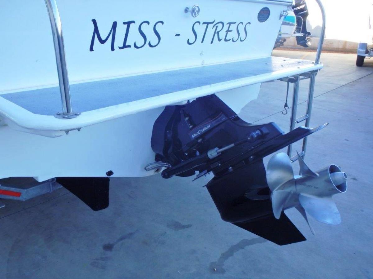 Mercruiser Bravo 3