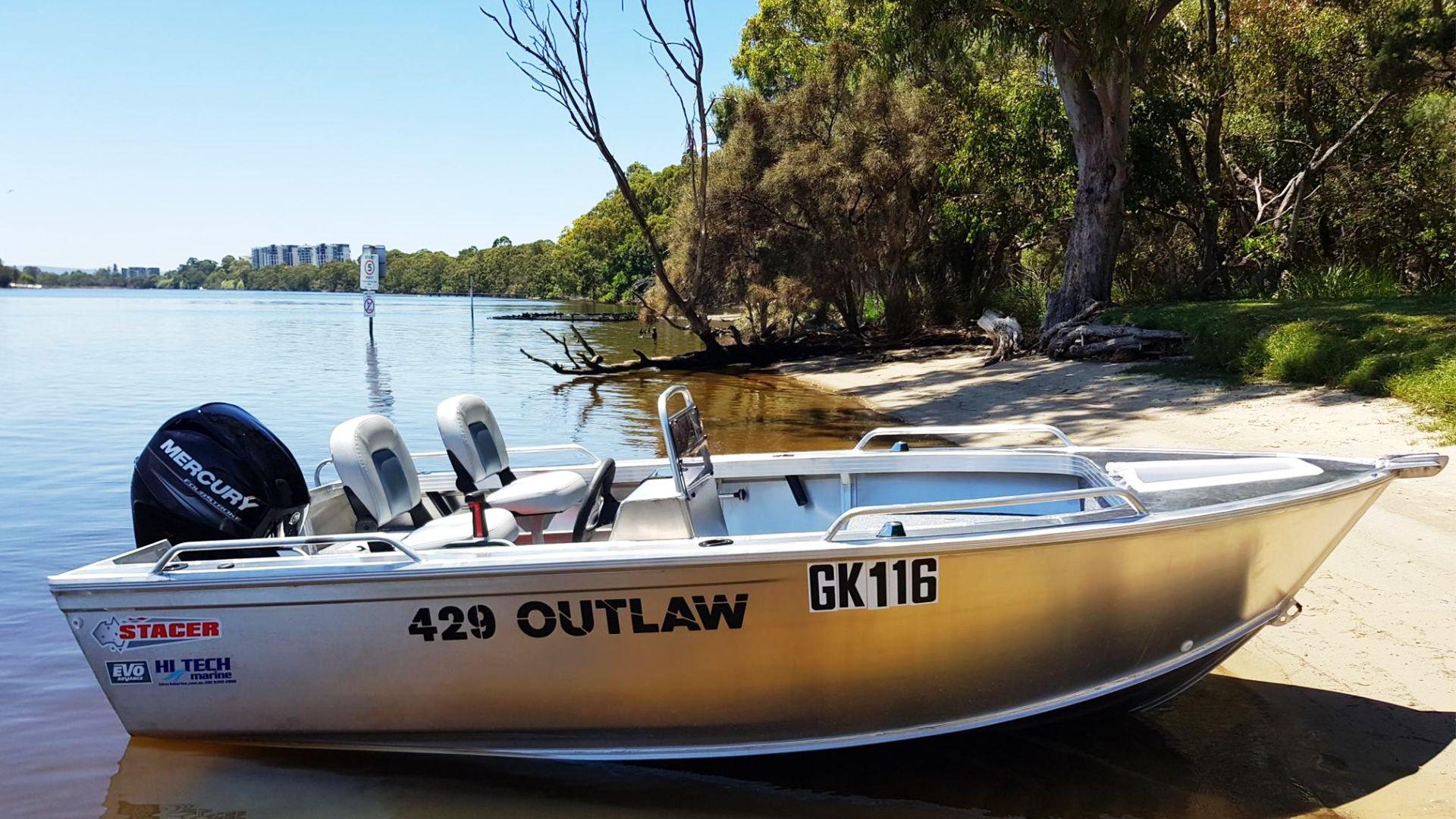 Stacer 429 Outlaw Side Console - Aluminium Fishing Boats for Sale Perth WA