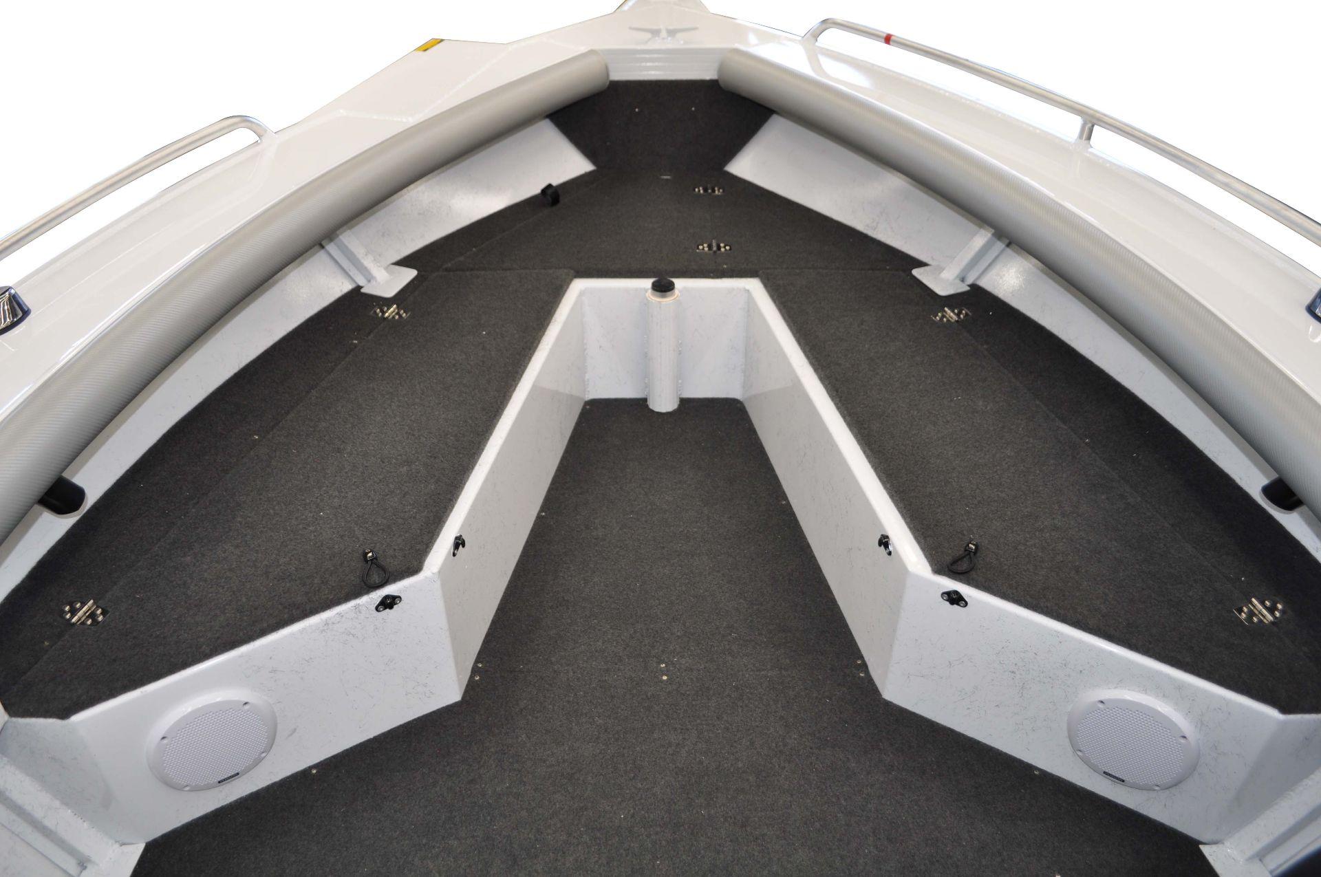 Stacer 499 Crossfire Side Console (SC) Convertible Bowrider / Fishing Boat Sales Perth WA Hitech Mar