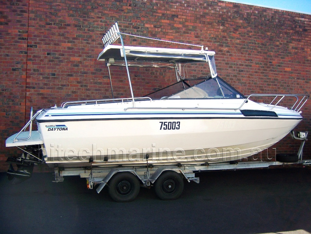 Mercruiser Fuel injected V6 Engine Repowered into a Daytona Blaxell with an Alpha drive