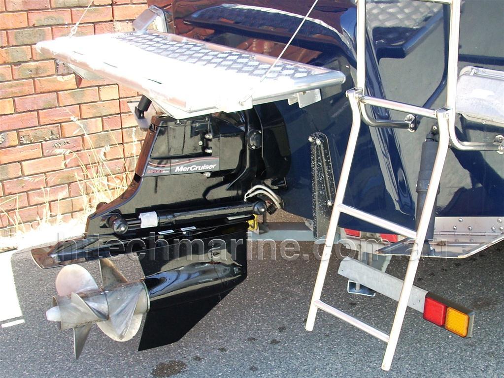 Chivers Safari Bravo 3 Drive Hitech Marine