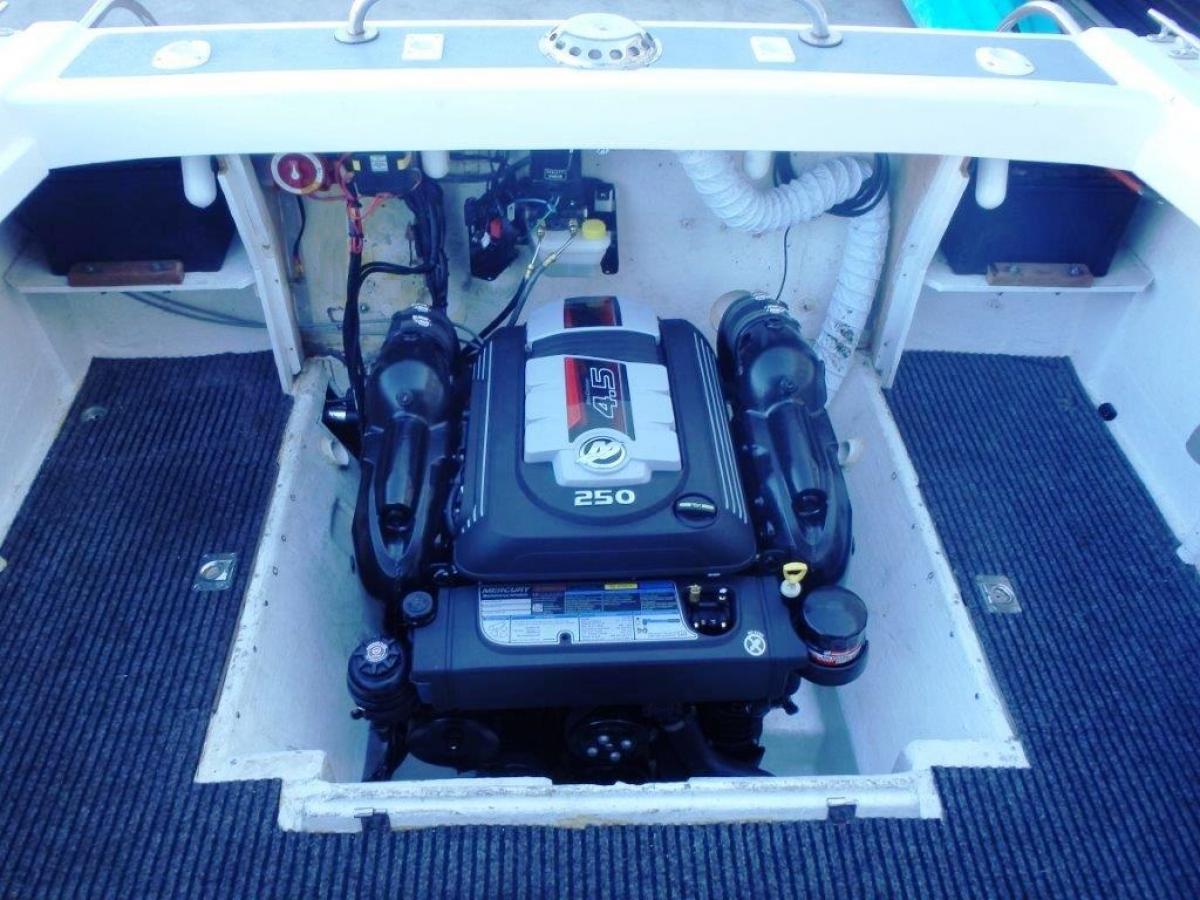 Mercruiser 4.5L V6 MPI 250 HP