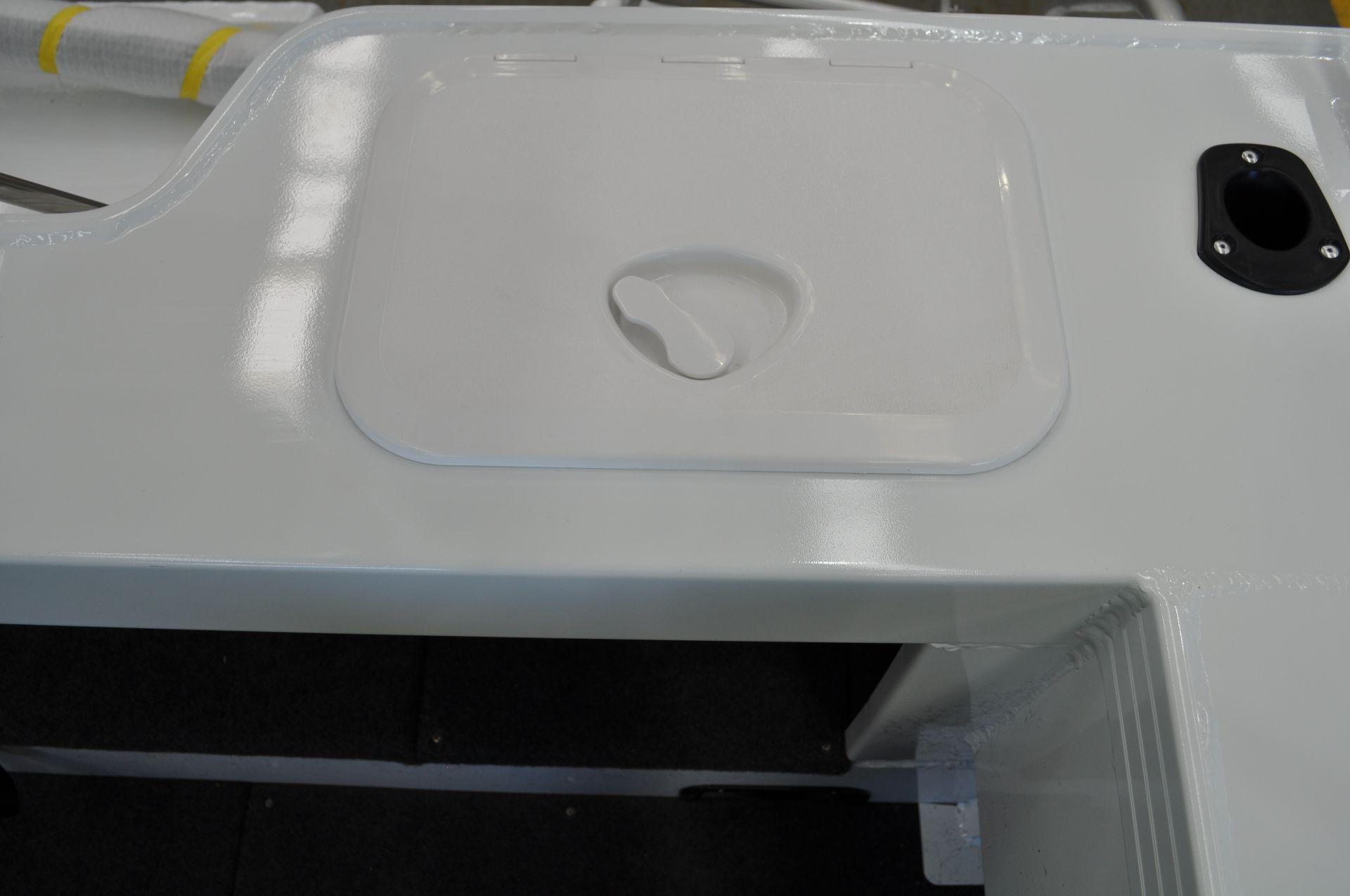 Stacer 499 Crossfire Side Console (SC) Convertible Bowrider / Fishing Boat Sales Perth WA Hitech Mar