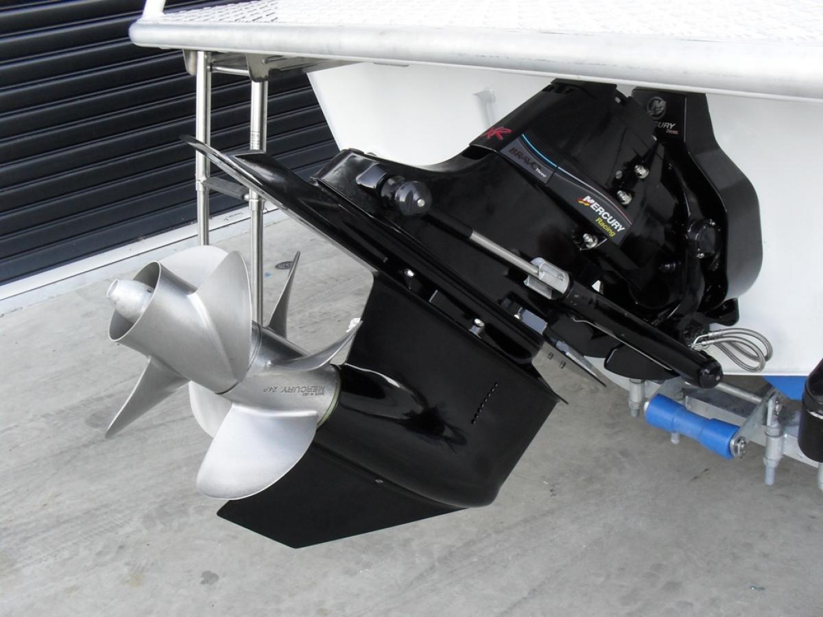 Bravo 3 XR Drive by Hitech Marine