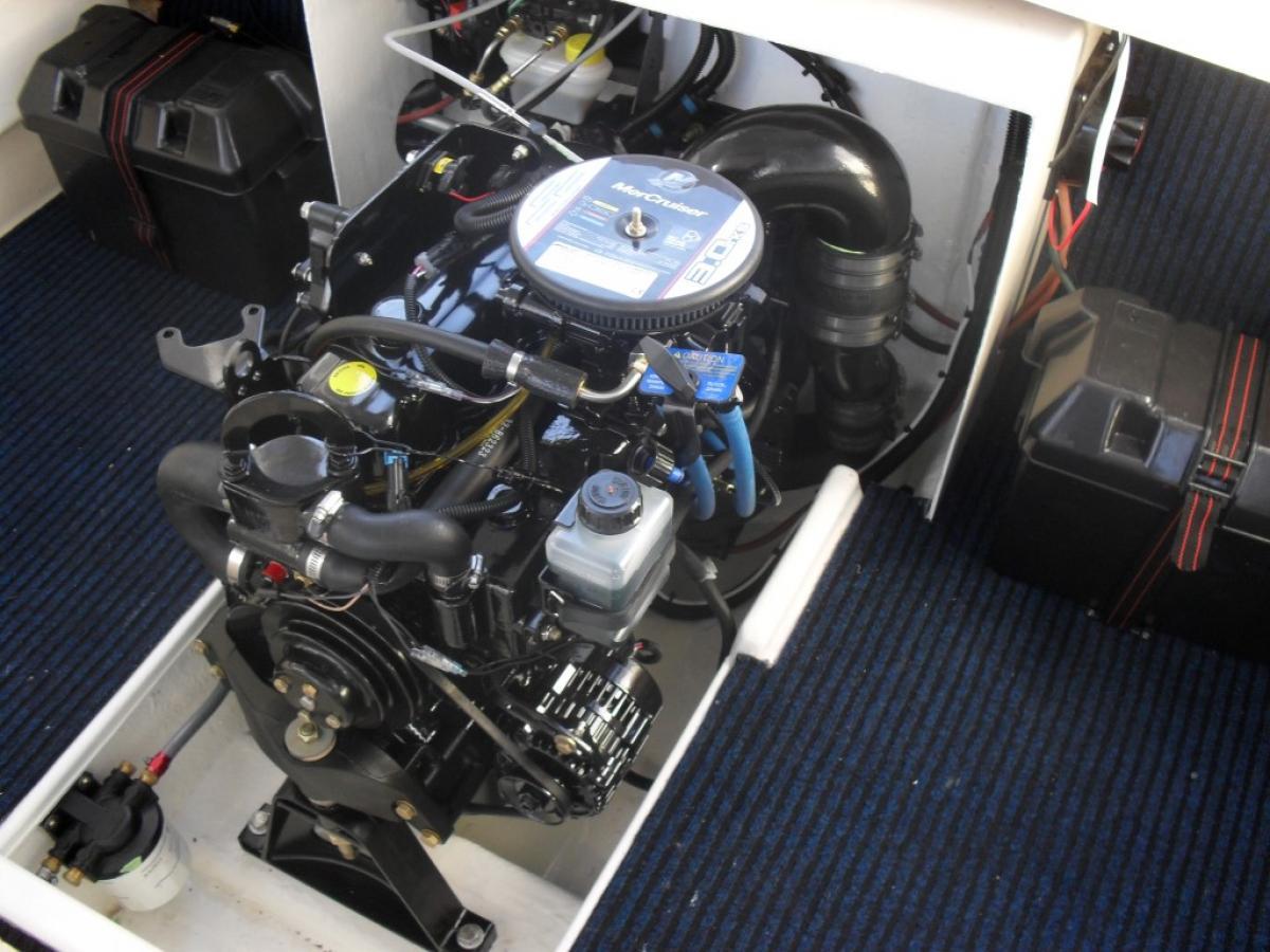 Mercruiser 3.0L TKS Engine Repower by Hitech Marine